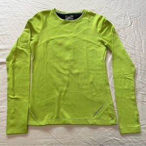 Under Armour, women’s workout long sleeve, fitted, cold gear, size M, lime green